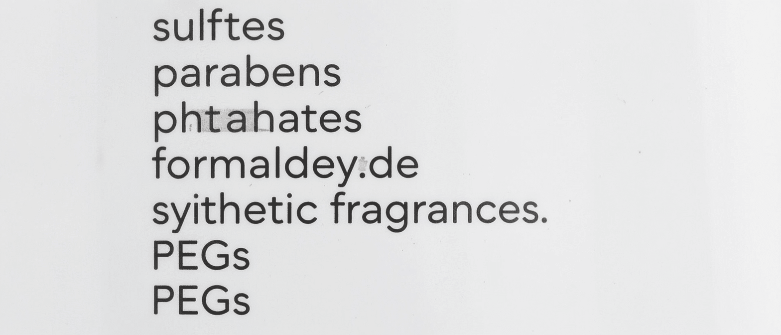 découvrez les produits capillaires à éviter pour préserver la santé de vos cheveux. informez-vous sur les ingrédients nocifs et les erreurs courantes à éviter pour maintenir des cheveux forts et brillants.